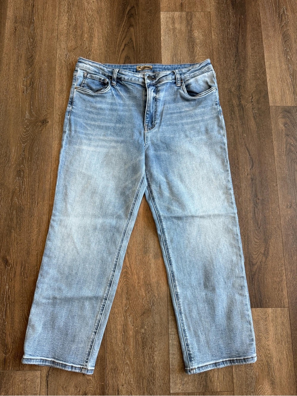 Kut from the Kloth Medium Blue Denim Jeans Elizabeth Crop Straight Leg Size 16